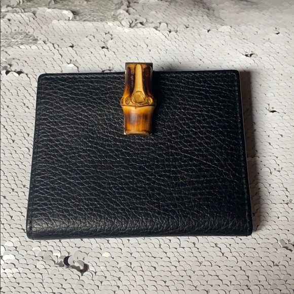 Woman’s Gucci wallet - Picture 1 of 8